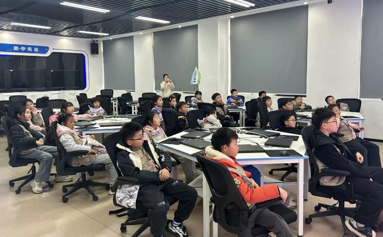 專(zhuān)業(yè)勞動(dòng)教育賦能青少年成長(zhǎng) 江蘇牧院動(dòng)物醫(yī)學(xué)院的實(shí)踐探索